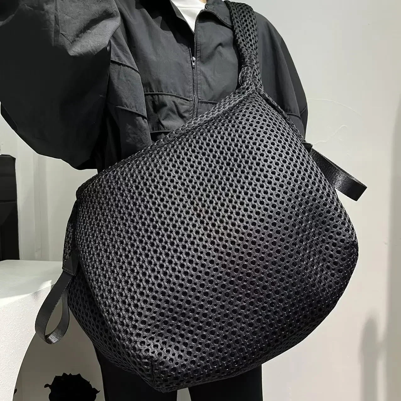 Ladies' fashionable mesh nylon lightweight diagonal cross bag with large capacity stitching casual shoulder bag