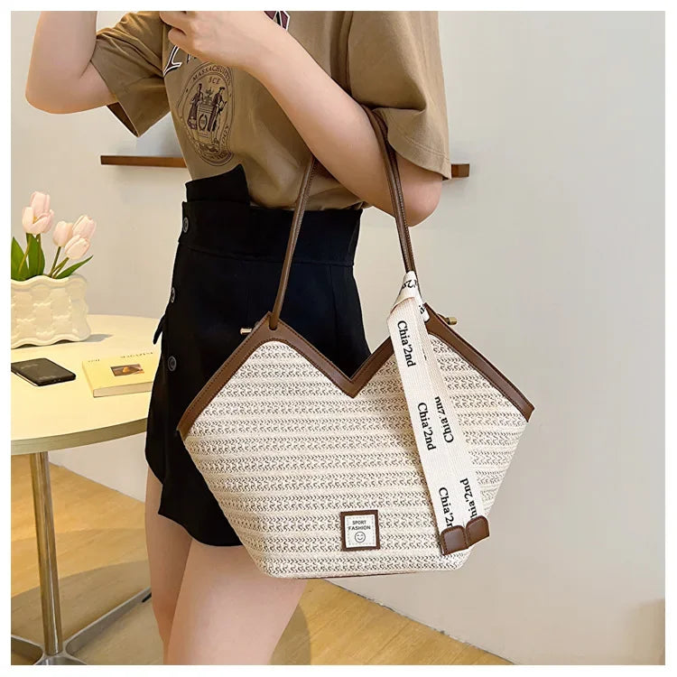 Straw Leisure Capacity Beach Shoulder Bag Retro Handmade Woven Shoulder Bag Summer Leisure Bag Commuting Women's Handbag