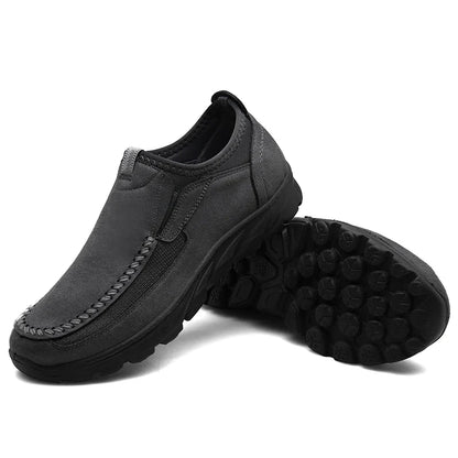 Fashion Leather Men Casual Shoes Retro Mens Loafers Moccasins Breathable Slip on Driving Shoes Mens Walking Sneakers Size 39-48