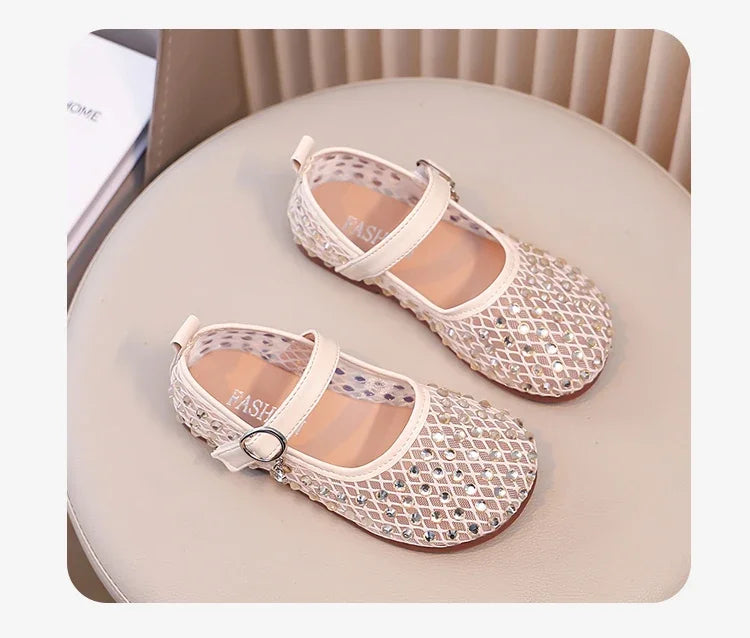 Summer Quick-Dry Mesh Kids Sandals for Girls Witn Sparkly Sequins Non-Slip Sole Cuts-outs Toddler Flats Beach Shoes Daily Wear