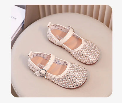 Summer Quick-Dry Mesh Kids Sandals for Girls Witn Sparkly Sequins Non-Slip Sole Cuts-outs Toddler Flats Beach Shoes Daily Wear