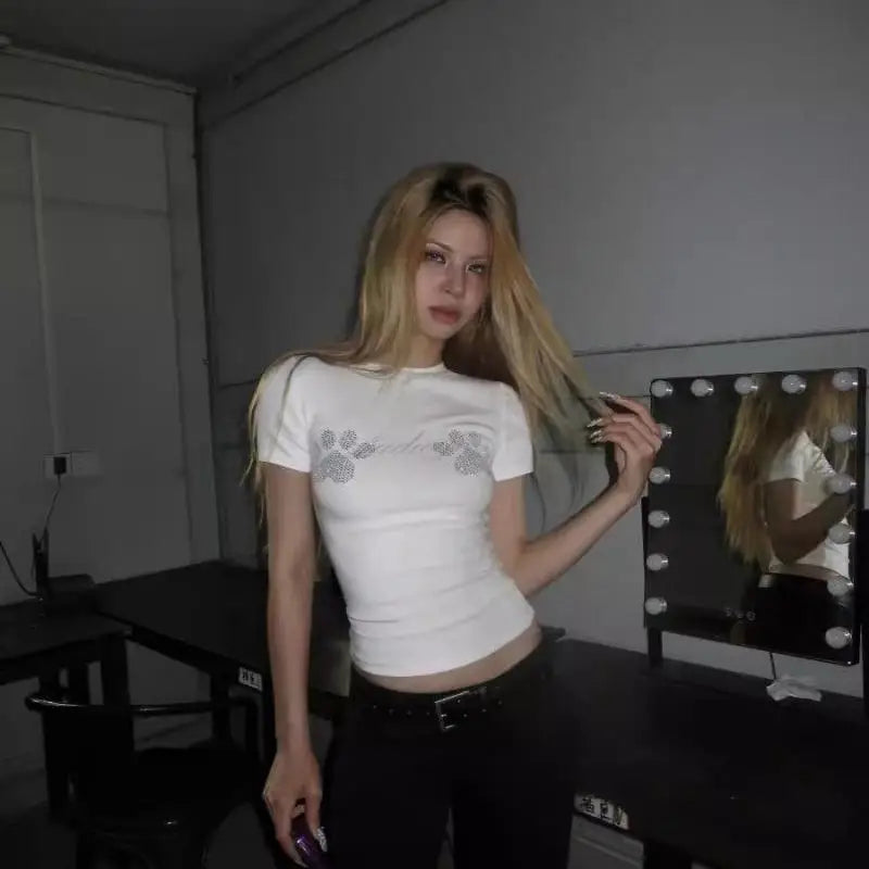 Yedinas Camiseta Gótica Feminina Roupas Moda Coreana 2024 Verão Tops Slim Grunge Estética Vintage Y2k Camiseta Feminina Tshirts