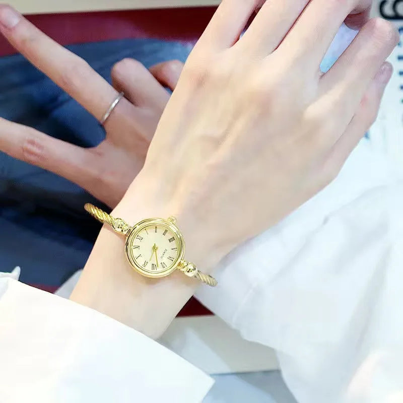 Women Watches Small Gold Bangle Bracelet Watch Stainless Steel Retro Ladies Quartz Wristwatch Clock Fashion Dress Watch