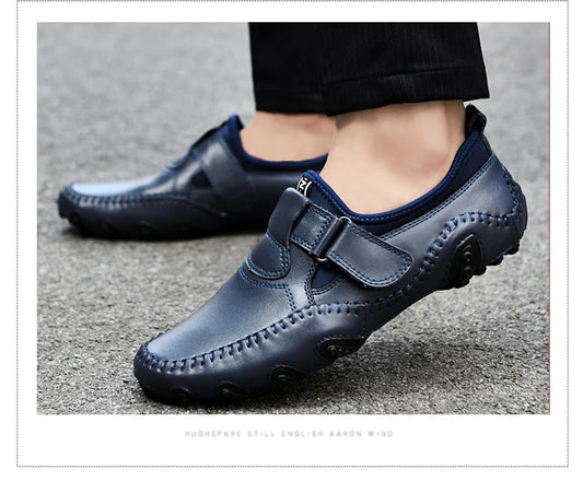 Sapatos Masculinos Mocassins de Couro Genuíno Macios Confortáveis Slip-on Feitos à Mão Sapatos Casuais Masculinos para Dirigir e Caminhar Luxo Lazer