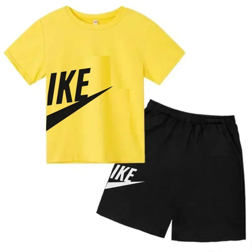 Fashion Sport 2Pcs Outfit, Printed Short Sleeve Tee and Shorts, Comfortable Summer Tracksuit for Boys Girls