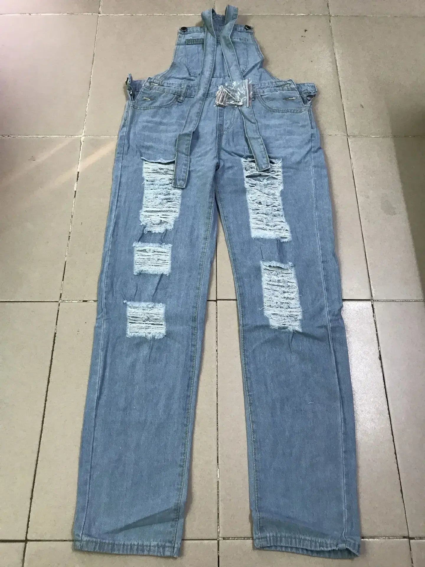 Calça Jeans de Uma Peça Suspensa Reta