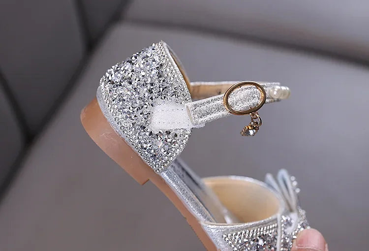 Luxury New Children Causal Dance Sandals Girls Rhinestone Flat Sandals Non-slip Fashion Kids Sequins Princess Performance Shoes