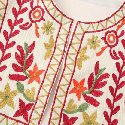 European and American Style 2024 Spring and Summer Women's New Fashionable and Versatile Round Neck Sleeveless Embroidered Vest