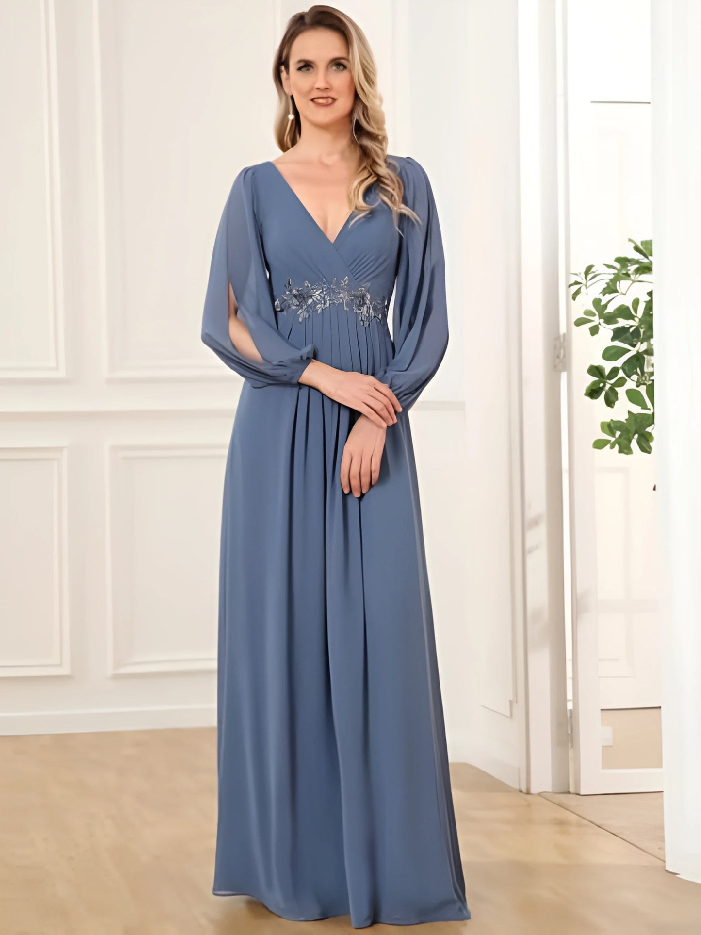 Elegant Women's Evening Dresses Tulle Full Sleeve Sexy V-Neck Prom Gowns Appliques Empire Pleated A-Line Elegant Bridal Dress