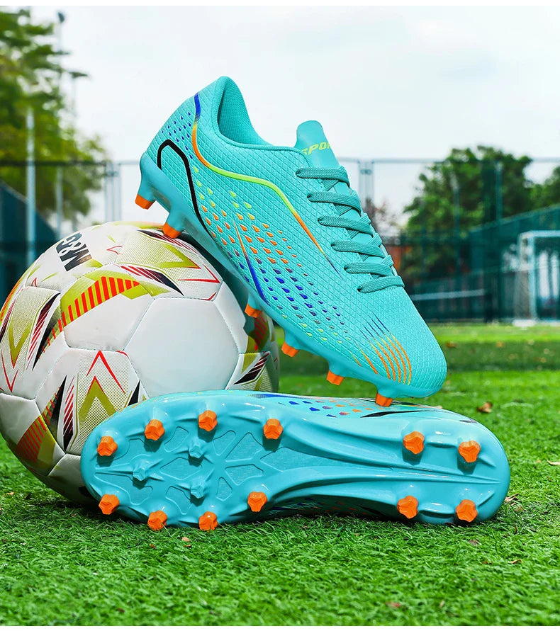 New Men Soccer Shoes Hot Sale Women Professional Football Boots Unisex High-quality Futsal Ultralight Cleats TF/FG Sneakers
