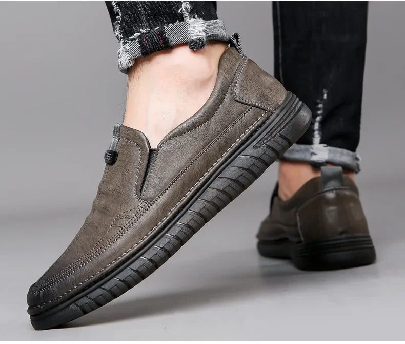 High Quality Outdoor Comfortable Fashion Soft Classic Driving Non-slip Flats Moccasin Handmade Men Cowhide Leather Casual Shoes