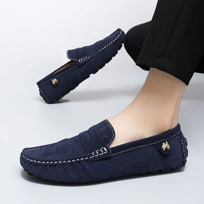 2025 Novos Sapatos Gorro Feitos à Mão Masculinos de Luxo Leve Estampa Crocodilo Tendência Mais Fácil de Combinar Slip-On Loafers Preguiçosos Sapatos da Moda para Dirigir Masculinos e Femininos