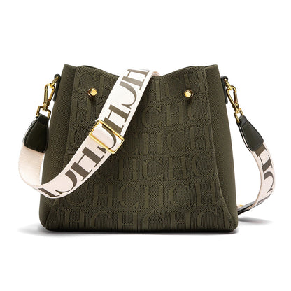 Women's Shoulder Bag New Magnetic Buckle Khaki Shoulder Bag Large Capacity