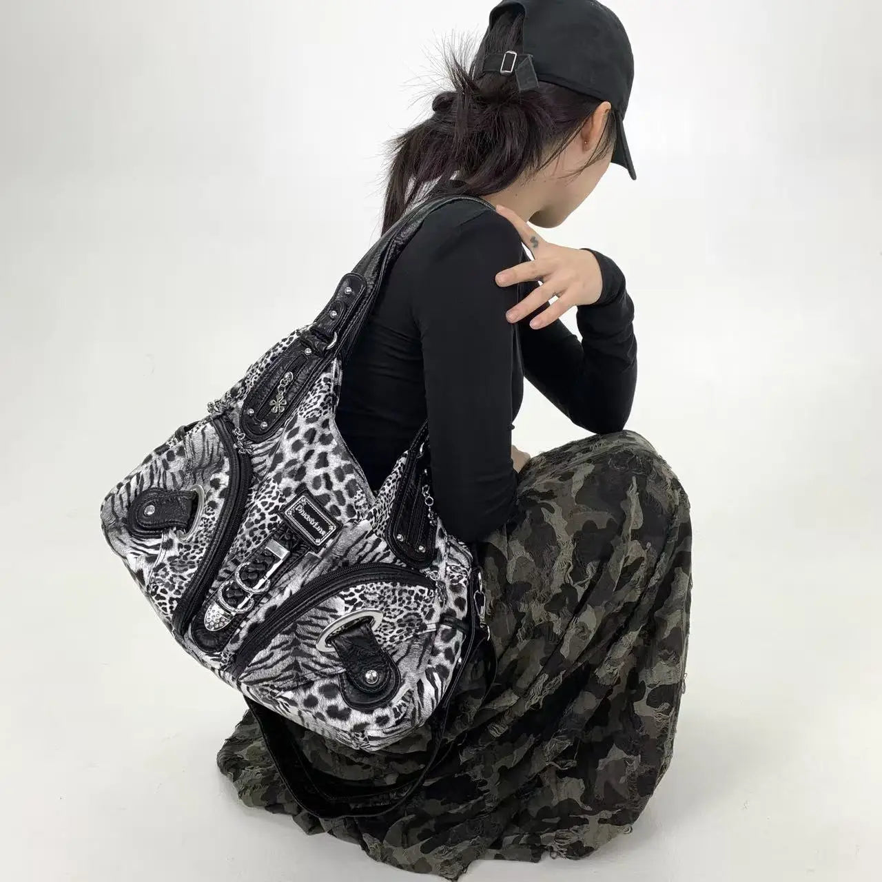 Y2K vintage hot girl personality leopard print shoulder bag with multiple compartments, Maillard crossbody handbag