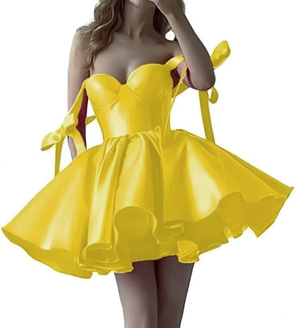 Mini Satin Sweetheart Homecoming Dresses for Teens Bow Spaghetti Straps Short Ball Gown Puffy Cocktail Prom Dress with Pockets