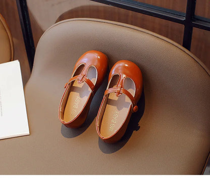 2025 new style soft soled leather shoes for little girls, fashionable and versatile princess shoes, children's college style