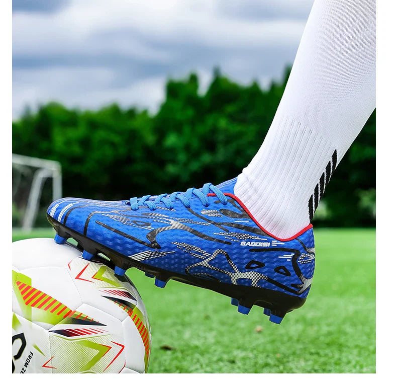 Soccer Shoes Child Football Shoes Outdoor Non-Slip Futsal Shoes Kids Sneakers Boys Low-cut Lightweight Children's Sports Shoes