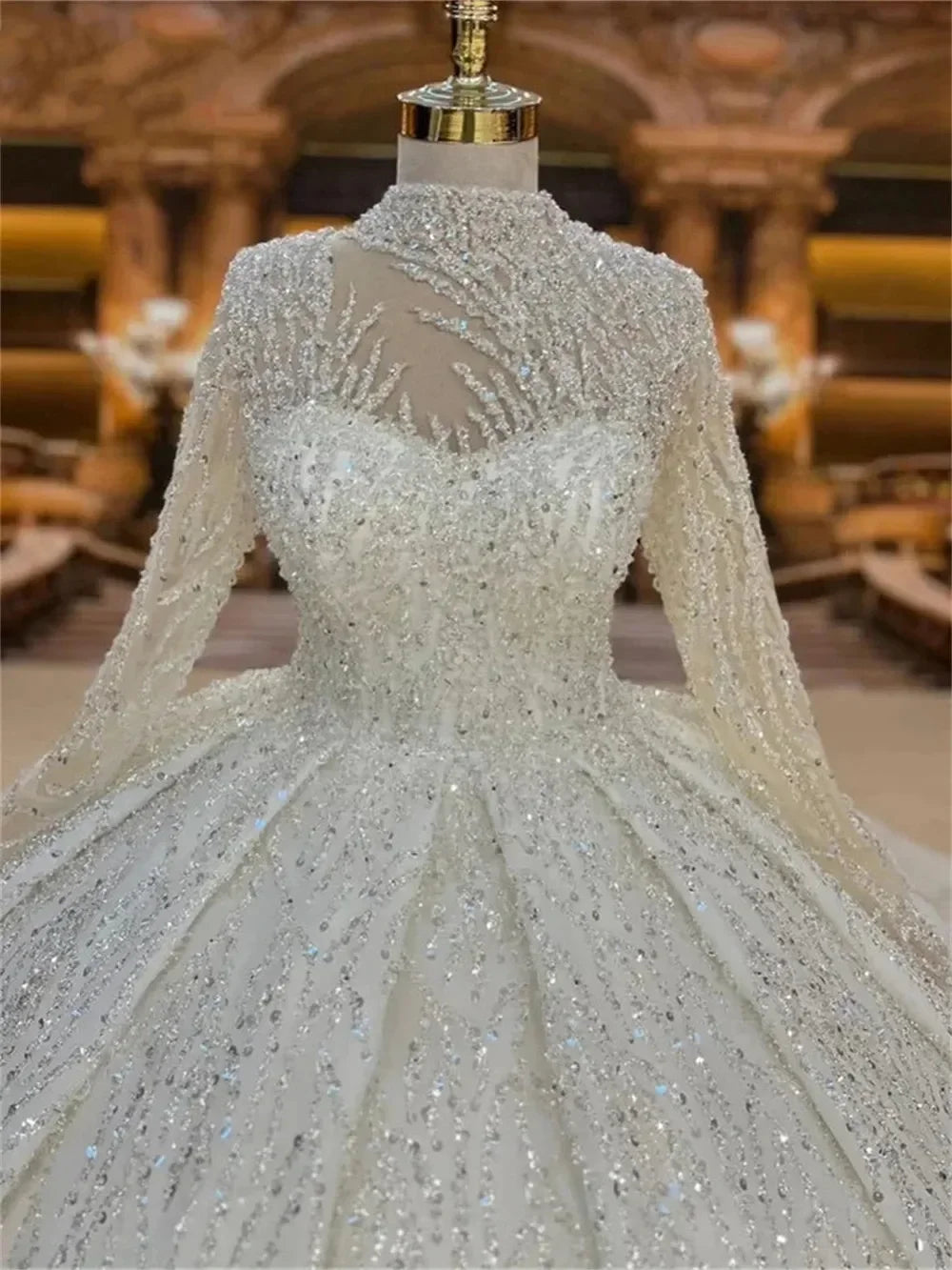Customized Ball Gown Wedding Dresses High Neck Beads Sequins Long Sleeve Bride Dresses Arabic Bridal Gown Vestidos De
