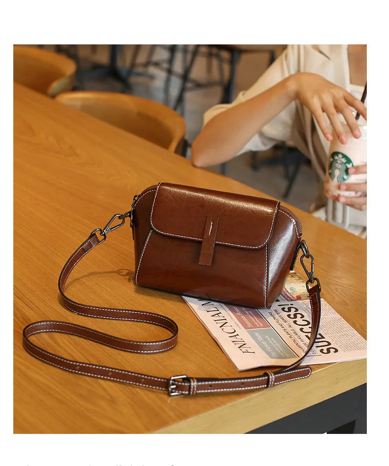 Women's Small Phone Bag Fashionable Oil Wax Cowhide Leather Handbag Versatile and Simple Shoulder Bag High Quality Crossbody Bag