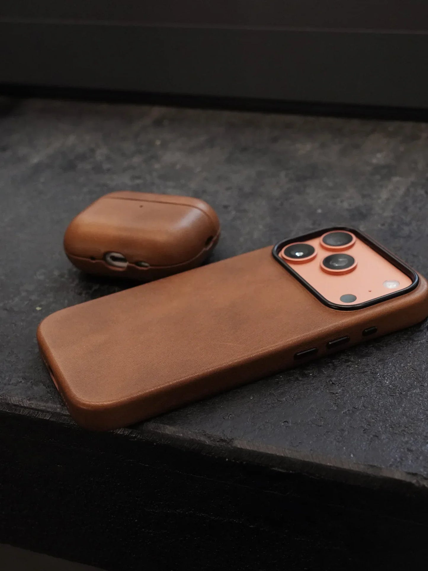 Magnetic Genuine Leather Case for iPhone 17 16 Pro Max 15 14 Compatible with MagSafe Nature Cowhide Retro Phone Cover