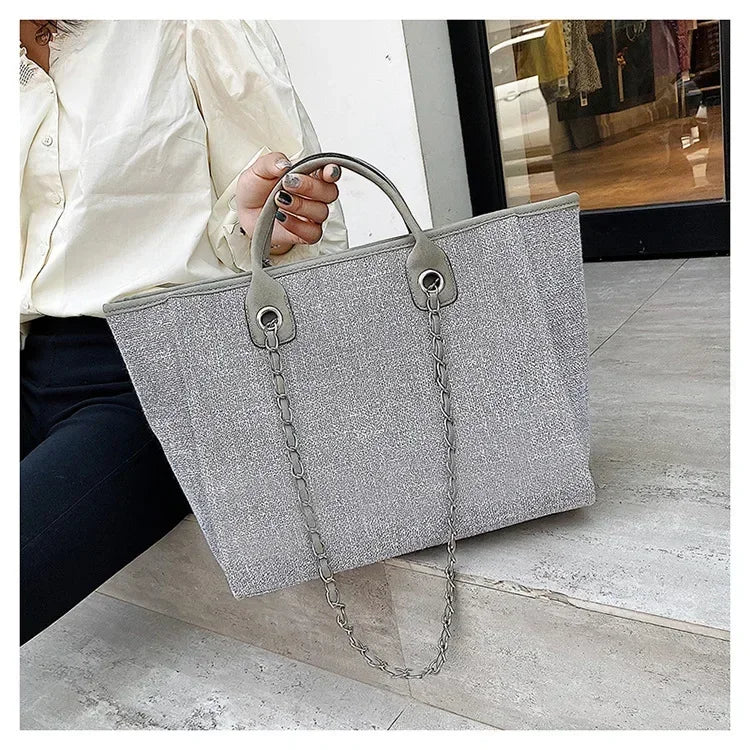 Fashion Make Up Designer Big Women's 2025 New Korean Fashion Casual Large Capacity Shoulder Crossbody Chain Tote Bag