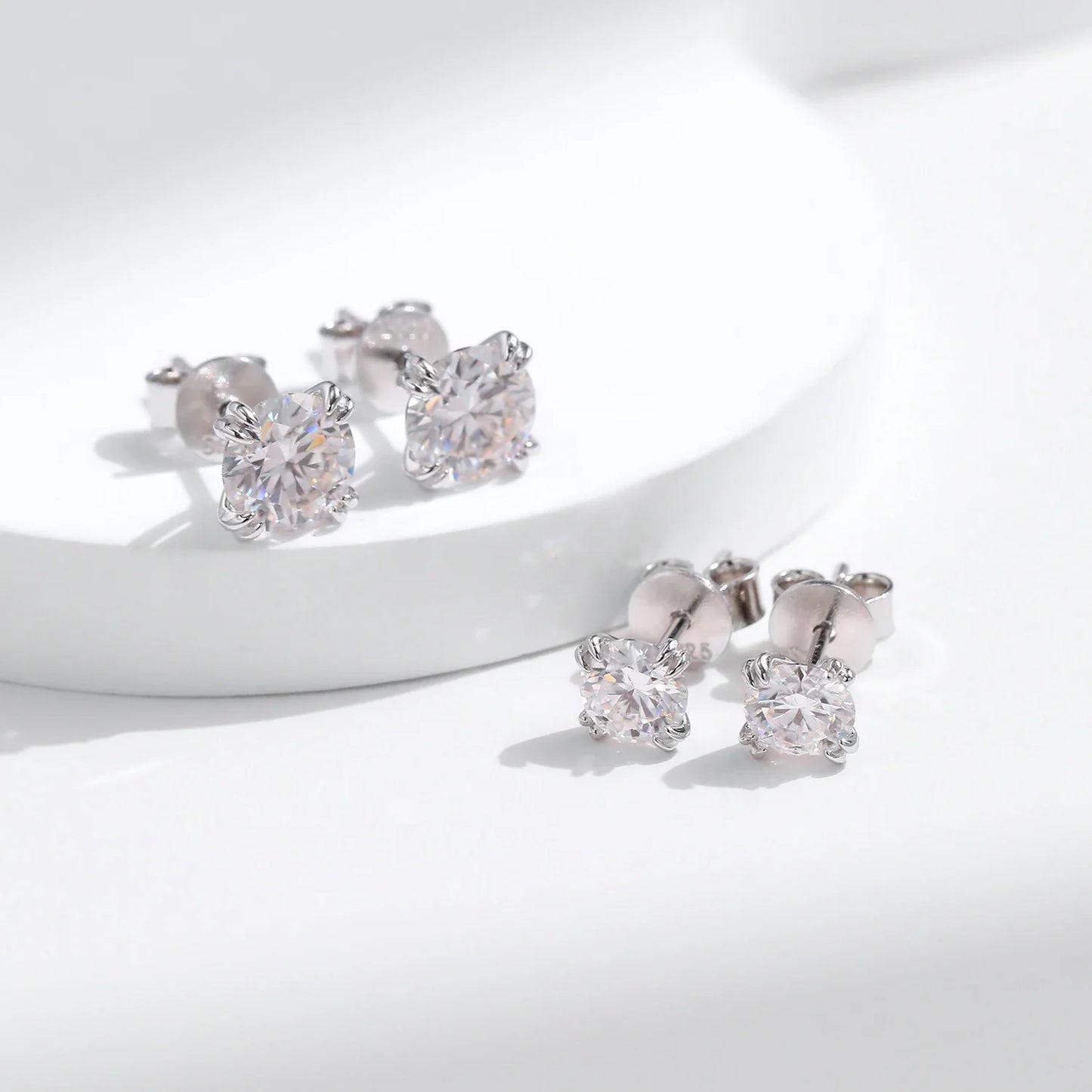 D Color 1CT Moissanite Stud Earrings 925 Sterling Silver Brilliant Round Cut Lab Created Diamond Jewelry For Women