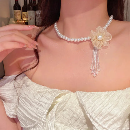 Romantic Niche Pink Sweet Flower Collarbone Chain Versatile Temperament Necklace Women's Pearl Fringe Collarbone Chain
