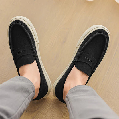 Men's Vulcanized Shoes: Niche, Light Luxury, Solid Color, Retro Style, Flat Heel, Split-on, Lazy Soft-soled Casual Walking Shoes