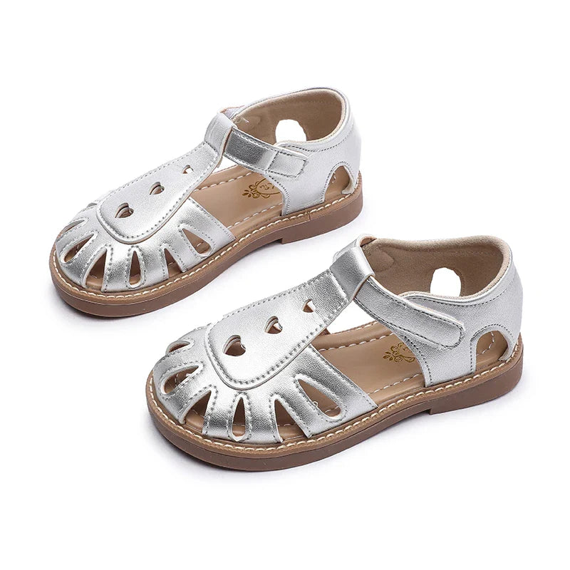 Summer Girl's Sandals Heart Hollow Out T-strap Versatile Kids Casual Shoes With Velcro Cover Toe Fashion Children Sandal 26-36