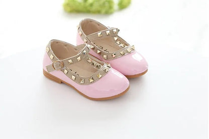Girls Shoes Spring Children Shoes Girl Rivets Princess Autumn Toddler Girls Kids Flat Shoes T-Tied Style Girls Summer Sandals