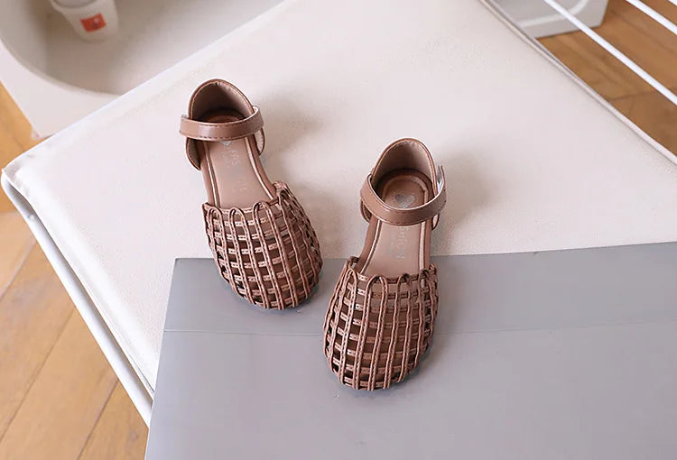 2026 Novel Roman Sandals for Little Girls Side Butterfly-knot Princess Weave Sandals Soft Breathable Hollow Shoes Child Girl