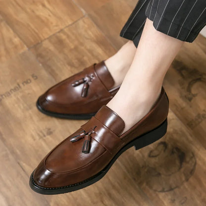 Casual Slip-On Wedding Shoes Men's Small Size Business Leather Shoes British Style Fashionable Loafers Polyurethane Upper Rubber