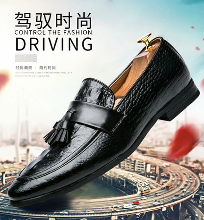 Brand New Mens Casual Shoes Lazy Pointed Leather Shoes Comfortable Sneakers Zapatos De Hombre Snake Skin Dresses 38-47