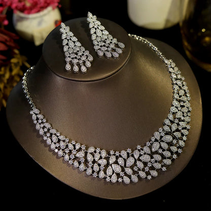 Gorgeous CZ Crystal Zirconia Luxury Silver Color Necklace Europe Bridal Wedding Party Dubai Jewelry Set for Women 2024