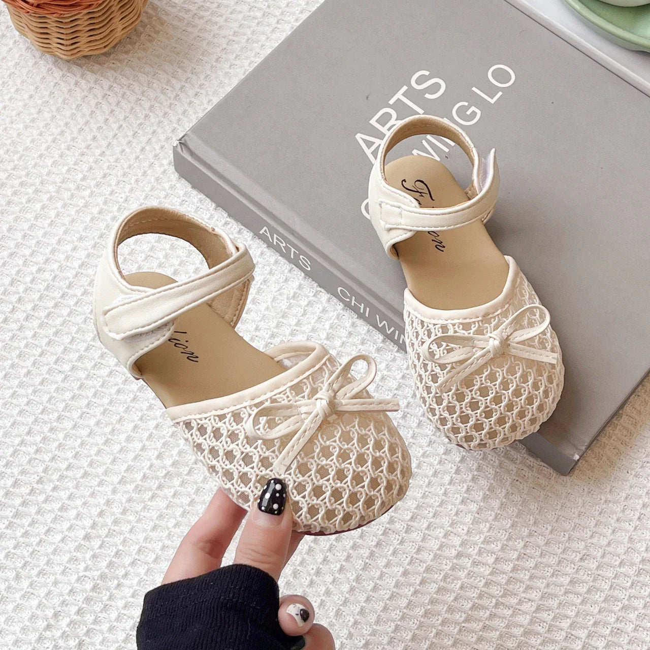 Girl's Sandals Breath-mesh Braided Adorable Summer Kids Sliders Bowtie Beige Sliver Round Toe All-match Childern Shoes 23-33