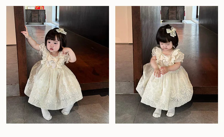 Vestido de princesa Lolita francês para meninas, vestido novo estilo verão para um ano de idade, lindo vestido branco de manga curta para menina fofa