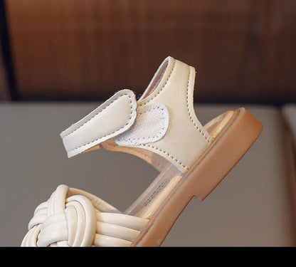 Children Fashion Girls Sandals Casual Weave Breatheable 2023 New Summer Beach Shoes Princess Flats Hook & Loop Chic Kids Korean