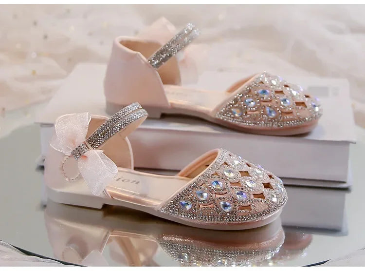 Girls Sandals Shiny Crystal Ins Trendy 2026 Summer New Kids Princess Shoes Mesh Lace Bows Girls Dance Shoes Elegant Hollowed-out
