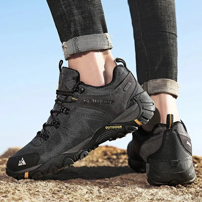 Four-Season Men's Hiking Shoes Outdoor Sports Genuine Leather Wear-Resistant Climbing Shoes Rubber Sole Trekking Sneaker