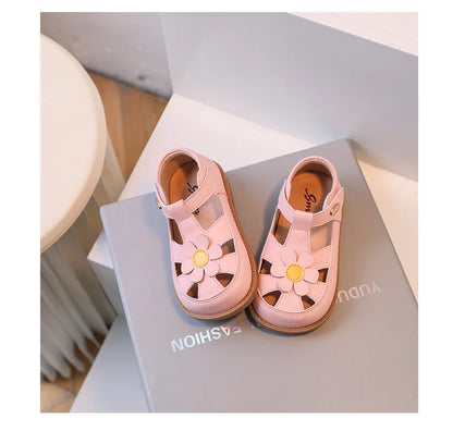 2025 New Summer Kids Sandals For Girls Leather Cuts-out Children Sandals Cute Flower Soft Sole Fashion Toddler Baby Shoes