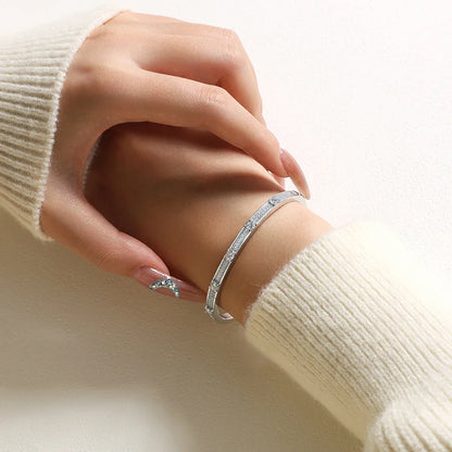 Full Diamond Narrow Bangle Luxury Moissanite Bracelet for Women Men Classic 925 Silver Engagement Wedding Daily Jewelry
