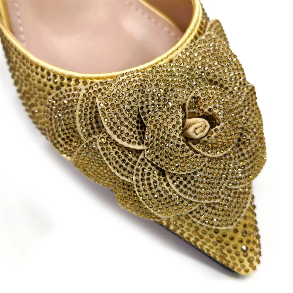 Fashion Ladies Evening Shoes And Bags Paired With Handmade Petal Wine Color Pointed Toe Mid-Heel Nigerian Women Party Shoes