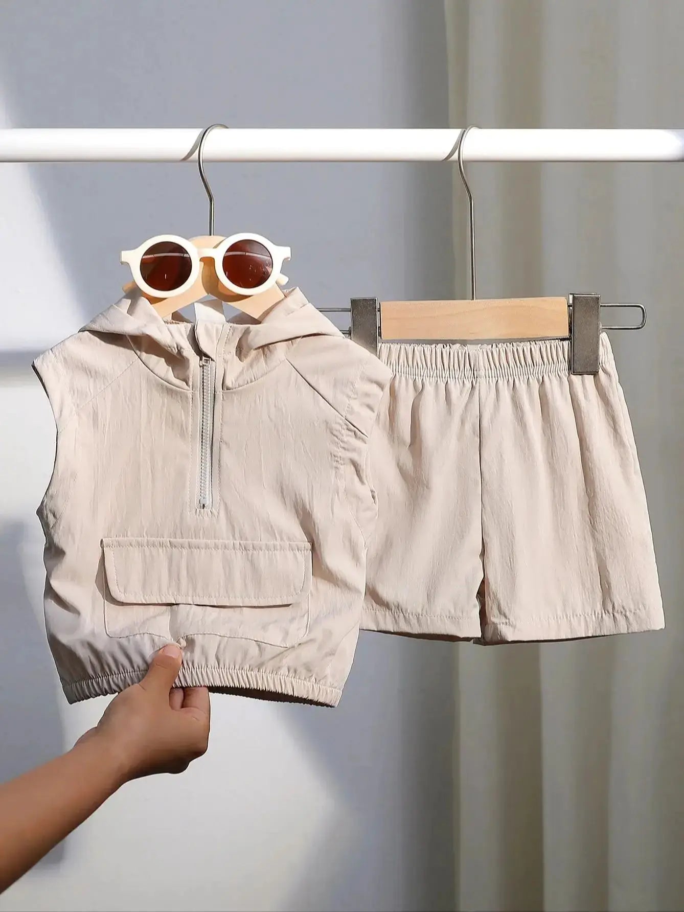 Children’s 2025 New Summer Sleeveless Solid Color Top and Shorts Fashionable and Versatile Two-Piece Set