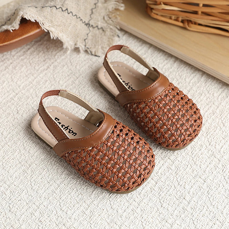 Baby Girls Shoes Braided Sandals for Girls Kids Fashion Hollow Out Leather Shoe Soft Sole Retro Princess Slippers Beach Shoes