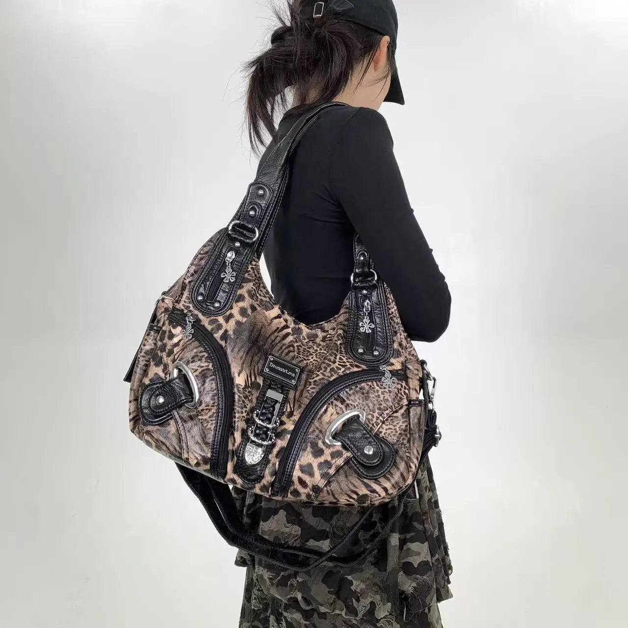 Y2K vintage hot girl personality leopard print shoulder bag with multiple compartments, Maillard crossbody handbag