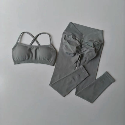 Peach Butt Seamless Fitness Two-Piece Set: Tight Yoga Sports Bra Quick-Dry Pants Set for Pilates Women