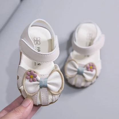 2026 New Girls Baby Soft Sole Princess Sandals Extra Soft Summer Toddler Closed Toe Fashion Walking Shoes