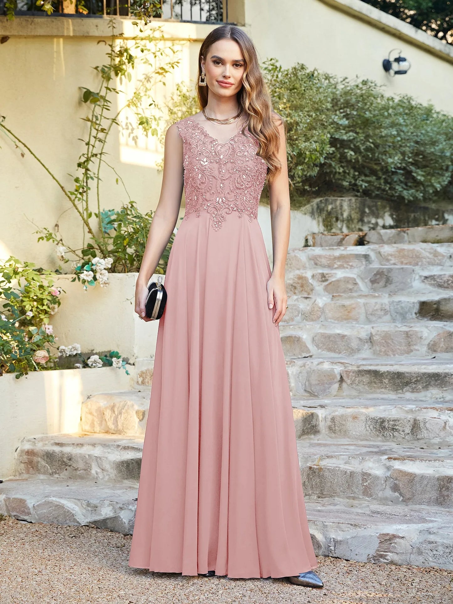 Vestido de festa de casamento em azul marinho com chiffon, renda, bordado, decote em V, cristal, sem mangas, elegante, formal, para madrinha de casamento