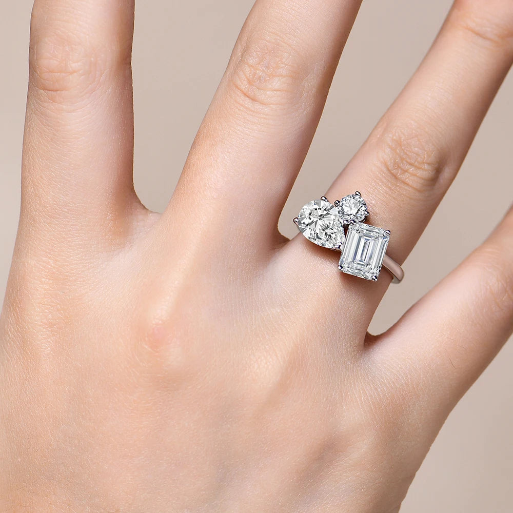 Total 5.5CT All Lab-Creatred Moissantie Ring for Women S925 Silver Engagement Ring Classic Wedding Engagemen Jewelry