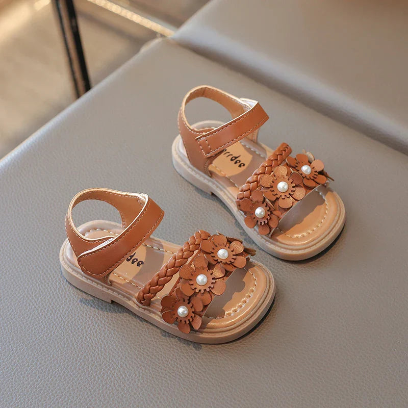 2026 High Quality Girls Sandals Flower Sweet Soft Children's Beach Shoes Kids Cute Summer Floral Sandals Princess Fashion 22-31